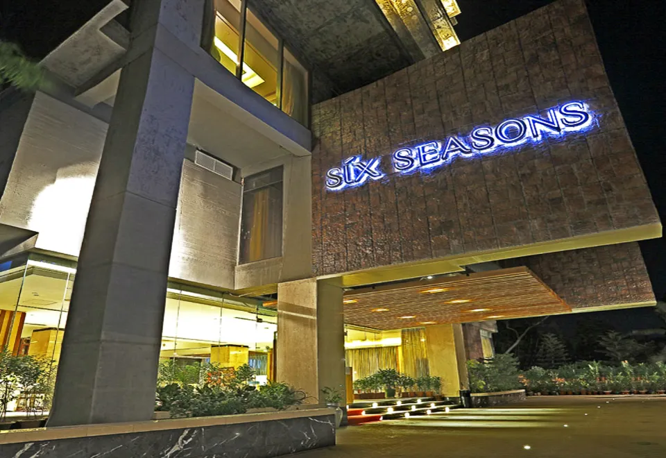 Six Seasons Hotel. | City Book